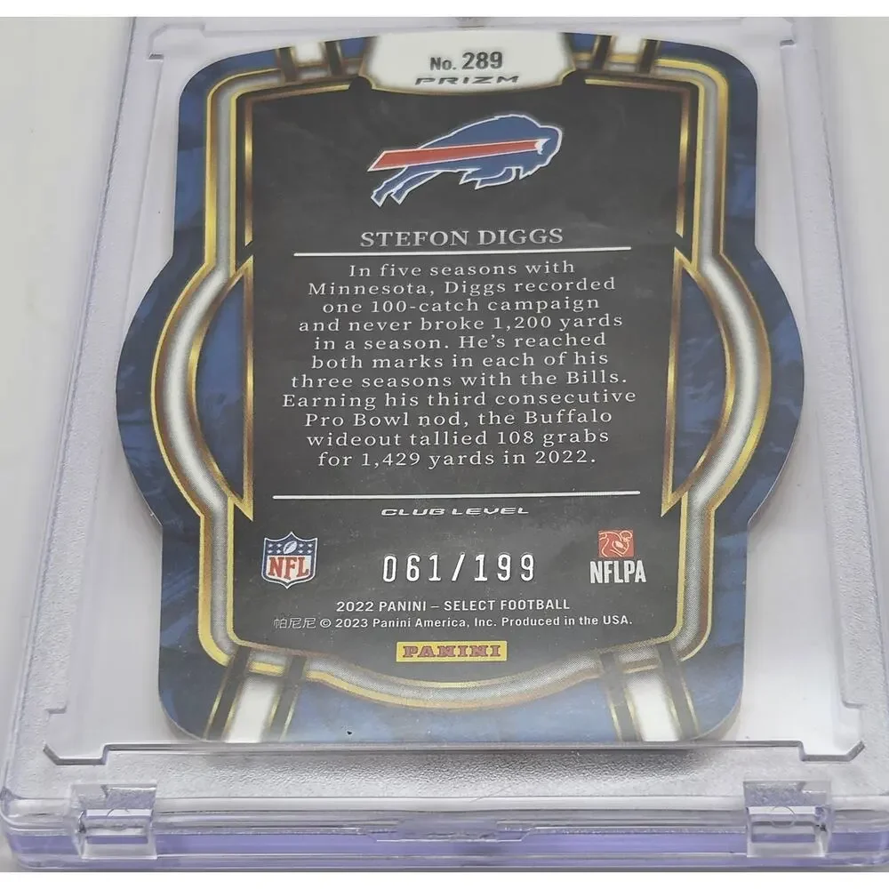 Select Stephon Diggs Bills Die-Cut Orange Prizm 061/199 2022 NM In Hard Case - Picture 5 of 5